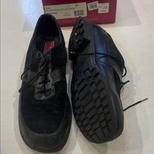 Munro Black Suede Women's Oxfords